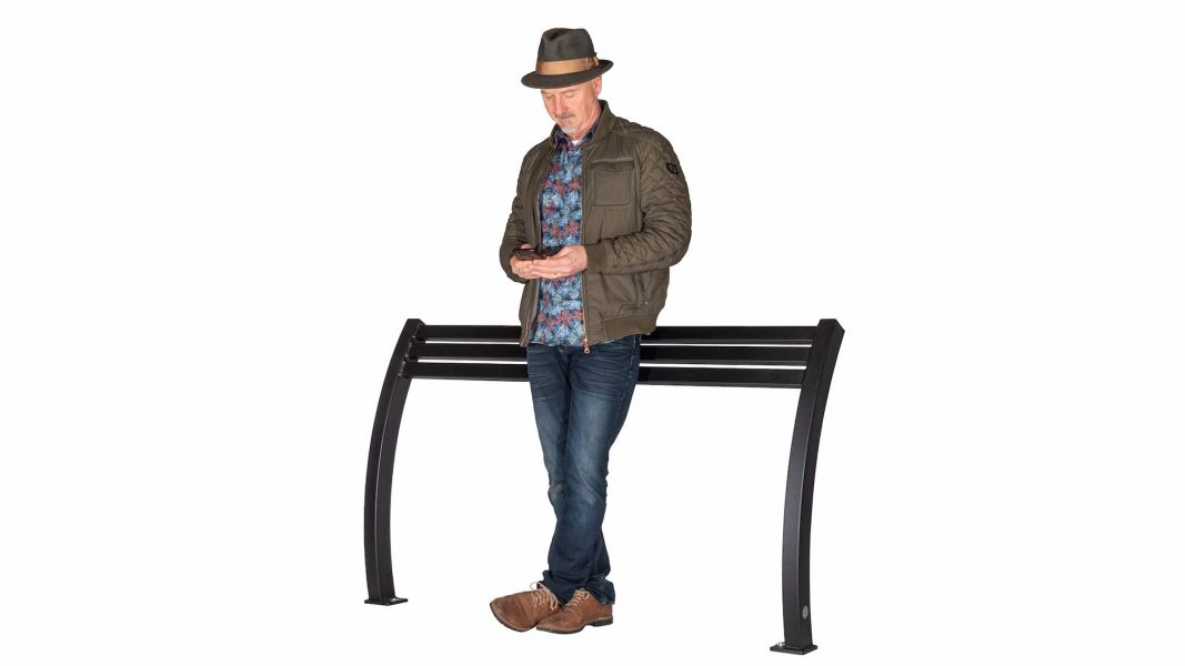 Parker Aluminum Leaning Bench